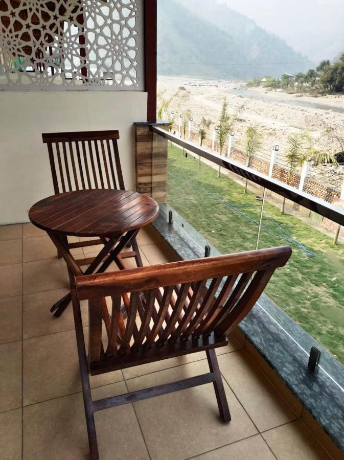 Qcent Woods Resort & Spa, Rishīkesh Exterior foto