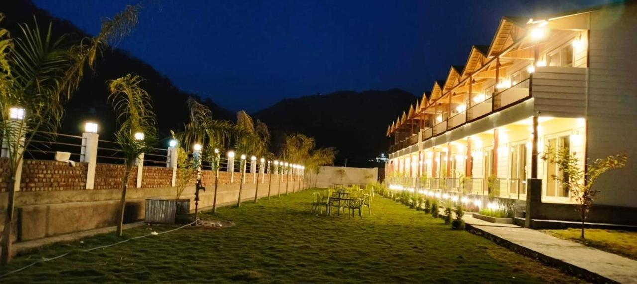 Qcent Woods Resort & Spa, Rishīkesh Exterior foto