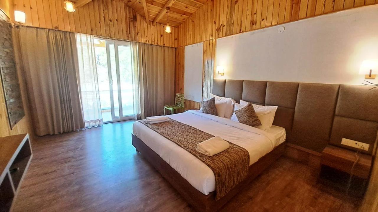 Qcent Woods Resort & Spa, Rishīkesh Exterior foto