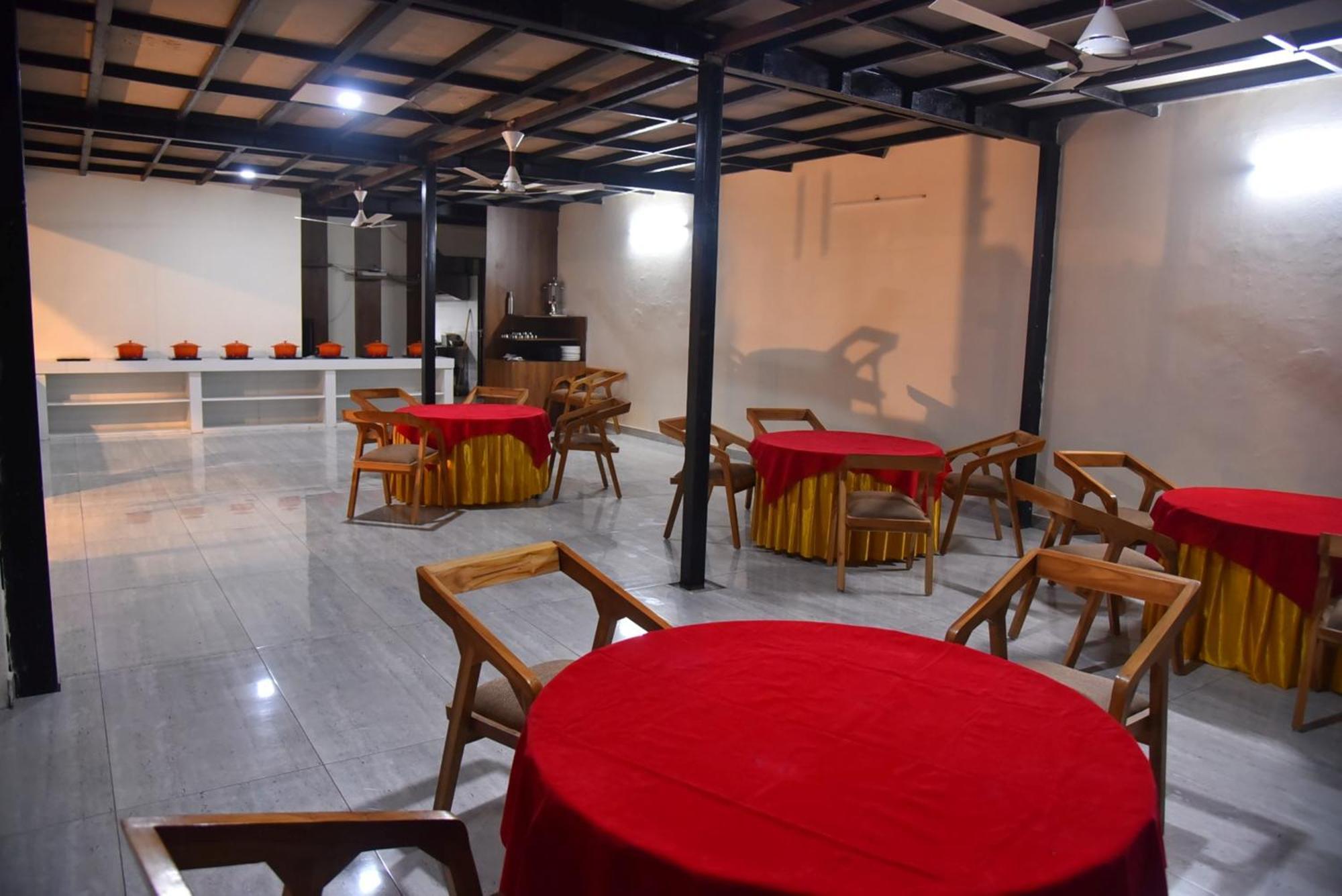 Qcent Woods Resort & Spa, Rishīkesh Exterior foto