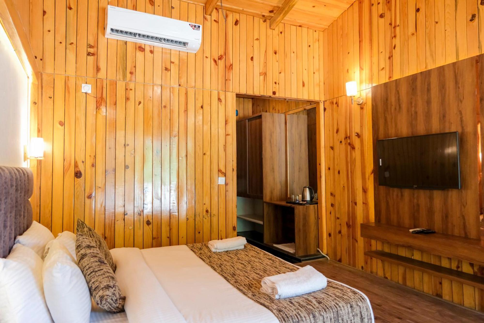 Qcent Woods Resort & Spa, Rishīkesh Exterior foto